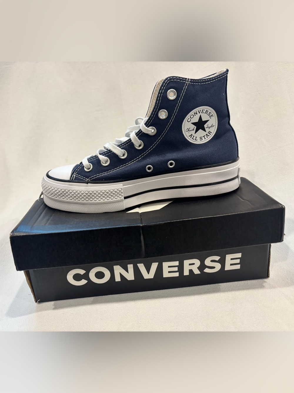 Converse Women’s 7.5/Kids 5.5 Navy and White Chuck Taylor High Top Sneakers